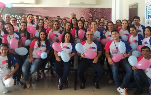 *** O c&acirc;ncer de mama &eacute; o segundo tipo que mais acomete brasileiras, representando em torno de 25% de todos os c&acirc;nceres que afetam o sexo feminino. Preocupado com a sa&uacute;de da mulher coxinense e de toda a regi&atilde;o norte, o diretor do Hospital da CASSSEMS Paulo Alves de Sousa e sua equipe, est&atilde;o empenhados na Campanha Outubro Rosa. 