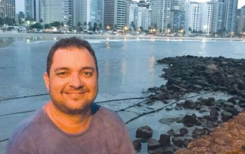 *** Parab&eacute;ns ao empres&aacute;rio Fernando Caprara pelo anivers&aacute;rio comemorando ontem (26). Felicidades!!!