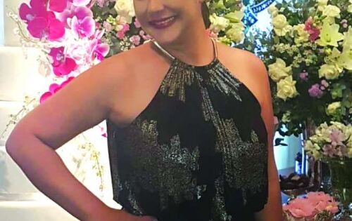 *** Nosso carinho todo especial de hoje (8) para Patr&iacute;cia Fernanda Carvalho, que comemora mais um ano de vida. Patricia &eacute; filha do saudoso Jo&atilde;o do Gelo. Parab&eacute;ns!!