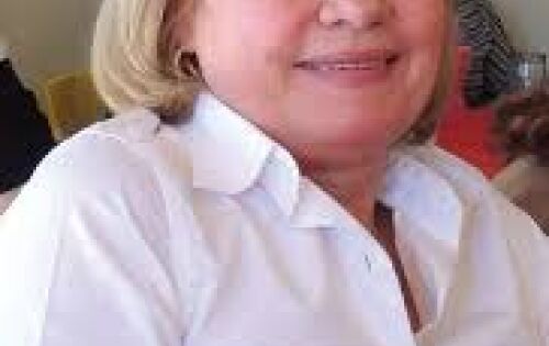 *** Segunda-feira estar&aacute; comemorando mais um ano de vida, a empres&aacute;ria T&acirc;nia Diniz. Nossos parab&eacute;ns!!