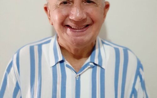 *** Nossos parab&eacute;ns de hoje (27), v&atilde;o para Dr. Paulino Fontoura pelo seu anivers&aacute;rio. Nossos parab&eacute;ns e votos de muitas felicidade!!