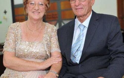 *** Nossos parab&eacute;ns de hoje cheio de muito carinho, v&atilde;o para Sr. Ari Ant&ocirc;nio Schio, pelos seus 80 anos de vida. Na foto ao lado da eterna companheira, Elisa Schio. Desejamos muita sa&uacute;de e paz!!