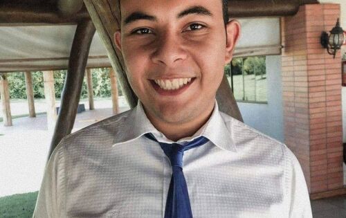***Ontem 25/11 o mais novo Engenheiro Thales Barreto comemorou mais um ano de vida (24). Muita luz, paz e sucesso neste novo ciclo. PARAB&Eacute;NS.