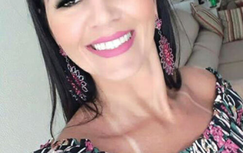 *** Felicidades para Katiuce Araujo que estar&aacute; completando mais um ano de vida na pr&oacute;xima segunda-feira (14). Parab&eacute;ns!!!