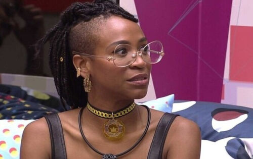 ***Ap&oacute;s uma semana de elimina&ccedil;&atilde;o do BBB21, Karol Conk&aacute; usou sua conta ontem no Instagram para se pronunciar, em um desabafo: &ldquo;n&atilde;o &eacute; justo me resumirem a 30 dias de pura press&atilde;o num confinamento assistido.&rdquo; Karol est&aacute; sofrendo com o resultado negativo de sua participa&ccedil;&atilde;o no BBB21.