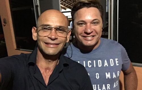 ***Parab&eacute;ns e muitas felicidades para o fot&oacute;grafo Robson Feitosa que comemora idade nova amanh&atilde;(07). Feliz anivers&aacute;rio, meu amigo! Espero que a alegria acompanhe voc&ecirc; em cada passo que der hoje, e que receba muitas homenagens e muito carinho. Voc&ecirc; merece tudo de bom e eu desejo que seja feliz todos os dias da sua vida.