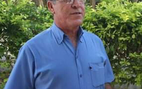 **** Parab&eacute;ns para Adelino Alexandre que amanh&atilde; (15) completa mais um ano de vida. Felicidades!!!