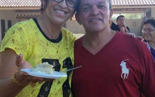 *** Felicidades para o amigo Z&eacute; Tombado que comemora anivers&aacute;rio hoje. Nossos sinceros votos de felicidades. Na foto ao lado de sua irm&atilde; Maria Petry.