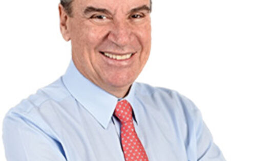 *** Nossos parab&eacute;ns deste s&aacute;bado (24), v&atilde;o para o presidente da Assembleia Legislativa, deputado Paulo Corr&ecirc;a pelo seu anivers&aacute;rio. Desejamos muita paz e sabedoria para continuar prestando um &oacute;timo trabalho pela popula&ccedil;&atilde;o de MS. 