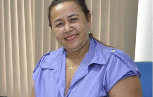 *** A ex-vereadora de Coxim, Lucia da AAVC, recebeu os parab&eacute;ns por mais um ano de vida no domingo (8). Felicidades!!
