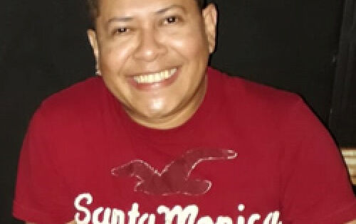 *** Aniversariando hoje (14), o querid&iacute;ssimo Leandro Rondora. Felicidades!!