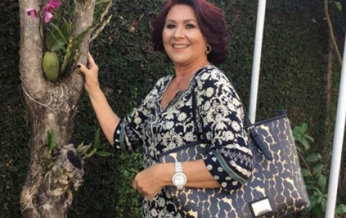 *** A empres&aacute;ria Tereza Garay, propriet&aacute;ria da T Modas, acaba de chegar de S&atilde;o Paulo trazendo a bel&iacute;ssima Cole&ccedil;&atilde;o Ver&atilde;o 2022, pe&ccedil;as que ser&atilde;o apostas nos pr&oacute;ximos meses. Lembrando tamb&eacute;m, que a T Modas tem pe&ccedil;as lind&iacute;ssimas de excelente marcas e agora &eacute; o momento certo para comprar aproveitando o Black Novembro com desconto de at&eacute; 50% de desconto. Agora &eacute; a hora!!