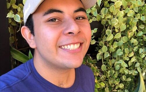 *** Hoje &eacute; dia de comemorar o anivers&aacute;rio do amigo Thales Barreto. Desejamos sa&uacute;de, alegrias e muito sucesso. Feliz anivers&aacute;rio!