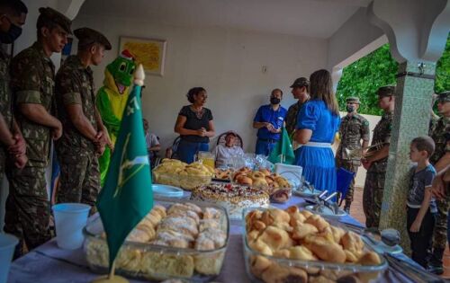 ***No dia 17 de Dezembro o Guerreiro Pantaneiro realizou a visitação na Casa Lar dos idosos de Coxim, dando início as atividades planejadas para o período do Natal.