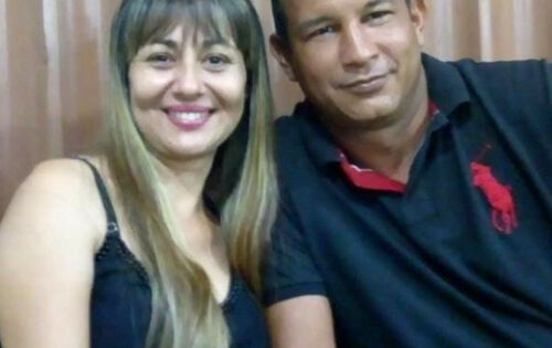 *** Nossos parab&eacute;ns para Ver&ocirc; Batista, secretaria de Receita e Gest&atilde;o do munic&iacute;pio de Coxim, que celebrou mais um ano de vida no &uacute;ltimo s&aacute;bado. Na foto ao lado do marido M&aacute;rcio Aur&eacute;lio. Nossos parab&eacute;ns Ver&ocirc;, e votos de muito sucesso!!!