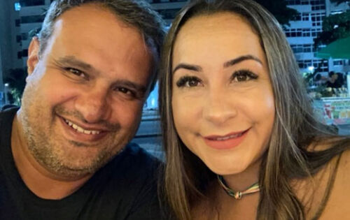 *** Parab&eacute;ns ao ex-presidente da C&acirc;mara de Sonora, Raphael De Lemos Zauchin que comemora mais um anivers&aacute;rio na pr&oacute;xima segunda-feira. Na foto ao lado da esposa Juliana Moreira. 