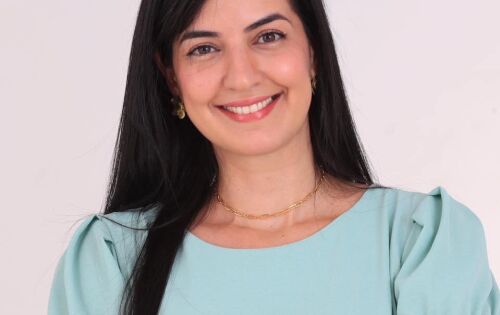 *** Antecipamos nosso carinho e voto de felicidades a nossa querida e atuante vereadora Adriana Nabhan, pelo aniversario que ser&aacute; comemorado na pr&oacute;xima ter&ccedil;a-feira (14). Parab&eacute;ns!