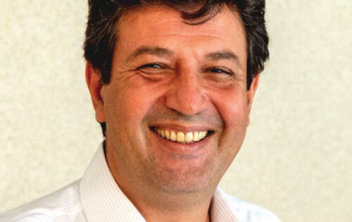 *** Henrique Mandetta, ex-deputado federal, ex-Ministro da Sa&uacute;de e atual candidato ao Senado pelo Uni&atilde;o Brasil estar&aacute; nesta sexta-feira em Coxim cumprindo agenda. O encontro est&aacute; marcado para as 19h na ACIAC (Associa&ccedil;&atilde;o Comercial de Coxim), situada a Rua Filinto Muller n&ordm; 651- Coxim. 
