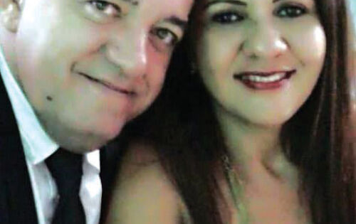*** Ex-vereador de Coxim, Adilson do Lago e Valdenoura Portugal. Ele que celebra neste domingo (4), mais um ano de vida. Parab&eacute;ns!!