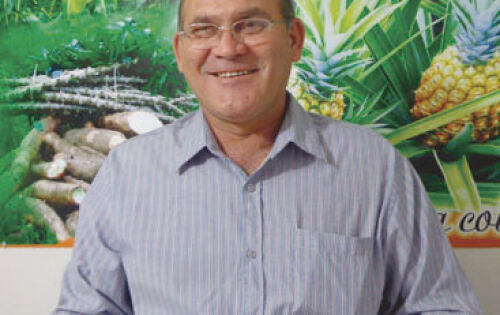 *** O vereador de Coxim, Vilmar Vendruscolo estar&aacute; comemorando mais um ano de vida na pr&oacute;xima ter&ccedil;a-feira (1). Nossos parab&eacute;ns!!