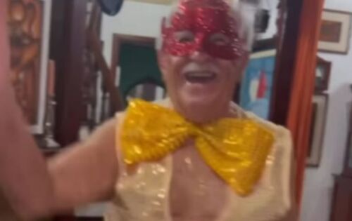 ***O ator de 90 anos, Ary Fontoura, mostrou que o Carnaval n&atilde;o tem idade! No &uacute;ltimo domingo, 19 de fevereiro, ele realizou uma entrevista &agrave; Quem, e contou sobre o clima de paquera na Sapuca&iacute;, no Rio de Janeiro. &ldquo;Olha, eu tenho uma certa idade, ent&atilde;o essas paqueras n&atilde;o tem acontecido com tanta regularidade. E como eu sou uma pessoa muito discreta, eu me restrinjo a dizer que esporadicamente acontece isso sim. E &eacute; muito bom! E &eacute; bom pro ego (risos)&rdquo;, revelou ele. (o fuxico)
