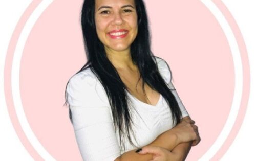*** Nossos parab&eacute;ns para Carmen Laura Silva Carvalho que estar&aacute; aniversariando na pr&oacute;xima ter&ccedil;a- feira(30). Laura &eacute; esposa do vereador de Coxim, Carlos Henrique.
