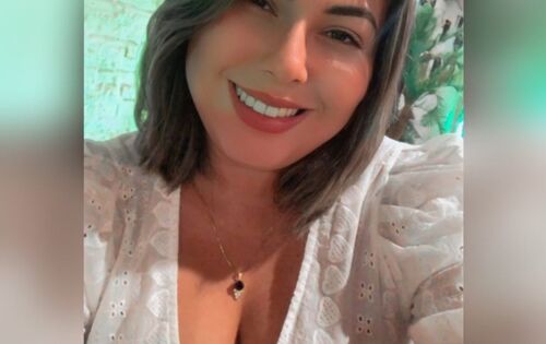 *** Luara Souzza Lima comemora na segunda-feira (5), mais um ano de vida. Felicidade! 