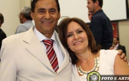 *** Nossos parab&eacute;ns ao amigo, Pedrinho de Freitas (COINTA), pelo seu anivers&aacute;rio comemorado ontem (29). Na foto ao lado de sua eterna namorada, Ana de Freitas. 