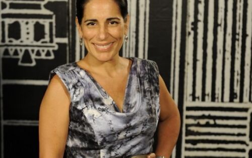 *** Hoje, prestamos homenagem a uma figura ic&ocirc;nica da dramaturgia brasileira, Gl&oacute;ria Pires, que comemora seu anivers&aacute;rio. Ao longo de sua carreira brilhante, Gl&oacute;ria n&atilde;o apenas cativou nossos cora&ccedil;&otilde;es nas telas, mas tamb&eacute;m demonstrou uma versatilidade not&aacute;vel nos palcos do teatro. Sua atua&ccedil;&atilde;o impec&aacute;vel e capacidade de se transformar em personagens marcantes a tornaram uma refer&ecirc;ncia incontest&aacute;vel na cena art&iacute;stica nacional. Parab&eacute;ns, Gl&oacute;ria.