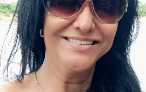*** Marineide Lima celebrando neste s&aacute;bado (26), mais um ano de vida. Parab&eacute;ns!! 