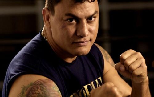 **** Neste dia 21 de setembro, comemoramos tamb&eacute;m o anivers&aacute;rio do Atleta e Pugilista brasileiro Acelino Freitas, mais conhecido como Pop&oacute;. Desejamos a Pop&oacute; um dia repleto de alegria, amor e muitas realiza&ccedil;&otilde;es. Que continue sendo essa pessoa humilde e inspiradora. Parab&eacute;ns pelo seu dia! Feliz anivers&aacute;rio, Pop&oacute; Freitas! 