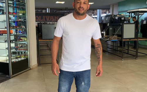 *** Nossos parab&eacute;ns deste s&aacute;bado (23), v&atilde;o para o jovem e atuante vereador de Coxim, M&aacute;rcio Barbosa de Souza, carinhosamente conhecido como vereador Marcinho. Desejamos que sua trajet&oacute;ria na pol&iacute;tica, seja brilhante!!