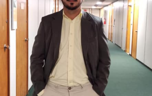 *** O 1&ordm; Secret&aacute;rio da C&acirc;mara Municipal de Sonora, vereador Laudir Abreu da Rosa J&uacute;nior estar&aacute; aniversariando no domingo (8). Nossos parab&eacute;ns e votos de muitas felicidades!!