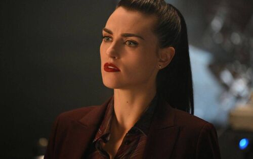 *** Hoje &eacute; anivers&aacute;rio de Katherine Elizabeth McGrath &eacute; uma atriz irlandesa. Ela &eacute; mais conhecida pelos seus pap&eacute;is como Lena Luthor em Supergirl, Morgana Pendragon em Merlin, Elsa em King Arthur: Legend of the Sword, Elizabeth Carruthers em Frontier, Gloria Miller em The Throwaways, Lucy Westenra em Dracula e Zara Young em Jurassic World. Parab&eacute;ns, Katie! 