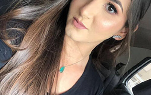 **** Hoje, queremos estender nossos mais calorosos votos de anivers&aacute;rio para Ester Oliveira, engenheira civil talentosa do COINTA! Ontem, no dia 31 de outubro, Ester celebrou seus 27 anos de vida. Sua dedica&ccedil;&atilde;o &agrave; engenharia e ao COINTA &eacute; verdadeiramente inspiradora. Que este novo ano de vida seja repleto de realiza&ccedil;&otilde;es, sucesso e momentos felizes. Feliz anivers&aacute;rio, Ester! Que cada dia seja uma nova conquista e que voc&ecirc; continue a iluminar nosso mundo com seu brilho e habilidades excepcionais.