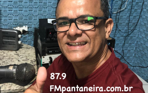 *** Na segunda-feira (27), o professor e radialista, Givanildo Ribeiro celebra mais uma data especial. Nossos parab&eacute;ns pelo seu anivers&aacute;rio. 