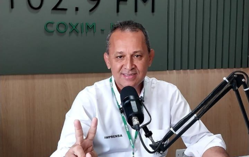*** Nossos parab&eacute;ns deste s&aacute;bado (9), v&atilde;o para o ex-vereador de Coxim e radialista que comanda todos os dias o Programa &ldquo;Coxim Precisa Saber&rdquo;, pelo seu anivers&aacute;rio. Nosso carinho especial e votos de muito sucesso!!