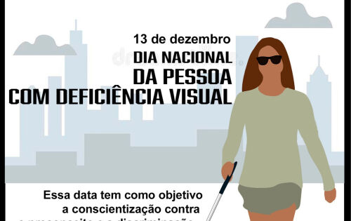 **** Dia Nacional da Pessoa com Defici&ecirc;ncia Visual &eacute; comemorado em 13 de dezembro. Marco na hist&oacute;ria pela busca da garantia dos direitos e inclus&atilde;o das pessoas com defici&ecirc;ncia visual na sociedade, o dia 13 de dezembro de 1961 ficou institu&iacute;do em decreto como o Dia Nacional do Cego, posteriormente, alterado para o Dia nacional da Pessoa com Defici&ecirc;ncia Visual. Nesse sentido, o Minist&eacute;rio da Educa&ccedil;&atilde;o (MEC) atua em diferentes frentes no combate ao preconceito e &agrave; discrimina&ccedil;&atilde;o. Para exercer as atividades cotidianas com autonomia, as pessoas com defici&ecirc;ncia visual necessitam de algumas adapta&ccedil;&otilde;es e recursos. Pensando nisso, o TJDFT disponibiliza piso t&aacute;til em edif&iacute;cios, sinaliza&ccedil;&atilde;o sonora em elevadores e audiodescri&ccedil;&atilde;o de imagens em publica&ccedil;&otilde;es institucionais. &Eacute; um dever de todos n&oacute;s zelar pela assessibilidade e bem estar das pessoas. 
