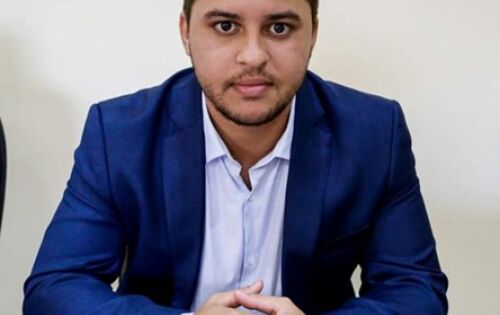 *** No domingo (25), o vereador de Rio Verde, Nivaldo Henrique Pereira de Almeida (Nivaldinho Filho ) estar&aacute; completando mais um ano de vida. Desejamos muita sa&uacute;de e paz!!