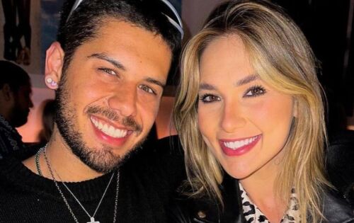 Gr&aacute;vida de Jos&eacute; Leonardo, Virg&iacute;nia Fonseca levou tombo durante um programa de televis&atilde;o, conforme OFuxico noticiou. Isso aconteceu na participa&ccedil;&atilde;o da influenciadora no &ldquo;Domingo Legal&rdquo;, do SBT, comandado por Celso Portiolli. Vale lembrar que ela agora &eacute; apresentadora do canal tamb&eacute;m. Foi ai que Z&eacute; Felipe comenta o tombo sofrido pela esposa. &ldquo;Acho que o susto foi pior do que o tombo, sabe? O susto de todo mundo. Assustei tamb&eacute;m, mas minha rea&ccedil;&atilde;o foi levar a m&atilde;o na boca. Mas, gra&ccedil;as a Deus, est&aacute; tudo certo, Deus &eacute; bom o tempo todo&rdquo;.(ofuxico)