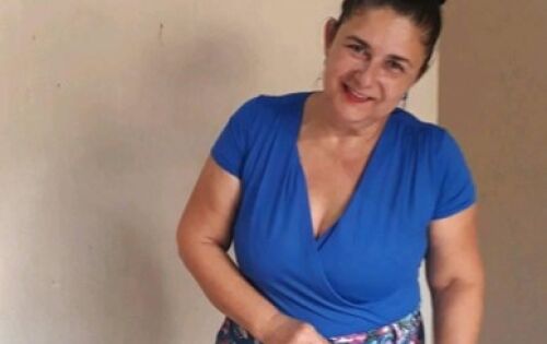 *** Ontem (25), quem celebrou mais um anivers&aacute;rio foi a professora Ros&aacute;lia Mochi. Parab&eacute;ns!!