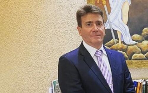 *** Na segunda-feira (13), o presidente da 9&ordf; Subse&ccedil;&atilde;o de Coxim, Rio Verde e Alcin&oacute;polis da Ordem dos Advogados do Brasil/MS, Dr&ordm; Rafael Garcia de Morais, celebra mais um ano de vida. Parab&eacute;ns!!