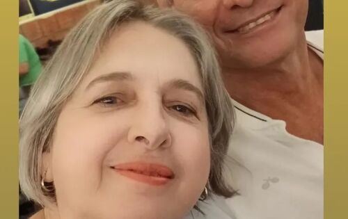 *** Meu carinho especial ao casal querido, Rosangela Genova e Ab&iacute;lio Coutinho Reis, que aprendi a gostar e respeitar pelo jeito especial e acolhedor que recebe os amigos e clientes. Minha amiga R&ocirc; celebrou mais um ano de vida na &uacute;ltima ter&ccedil;a-feira (9). Nossos parab&eacute;ns e felicidades!. Lembrando que a R&ocirc; &eacute; excelente cabelereira e propriet&aacute;ria do Sal&atilde;o Prisma, localizado na Rua Paran&aacute; no bairro Jardim dos Estados. 
