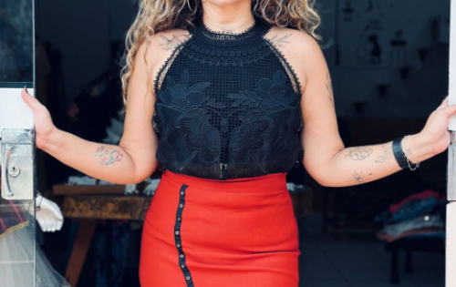 **** O dia de hoje (19) promete ser de muita comemora&ccedil;&atilde;o para a querida e competente psic&oacute;loga Mayara Duarte, desejamos sa&uacute;de, prosperidade e muitas alegrias em sua vida sempre. 