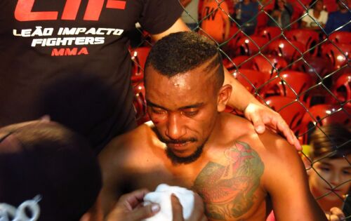 Jeova Akuma Demônio Mal vence Edilson Junior no LIF 4° Edição por nocaute técnico mais Edilson já pediu revanche na 5° Edição