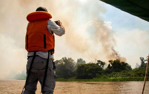 Fogo na margem do Rio Paraguai, em mar&ccedil;o: IHP aponta crime ambiental, a ser investigado pela Pol&iacute;cia Ambiental. Foto: IHP