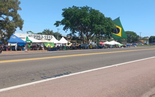 Concentra&ccedil;&atilde;o nas margens da BR 163