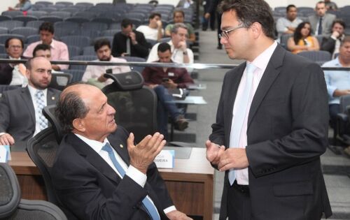 Z&eacute; Teixeira exemplificou a situa&ccedil;&atilde;o do Hospital Alfredo Abr&atilde;o