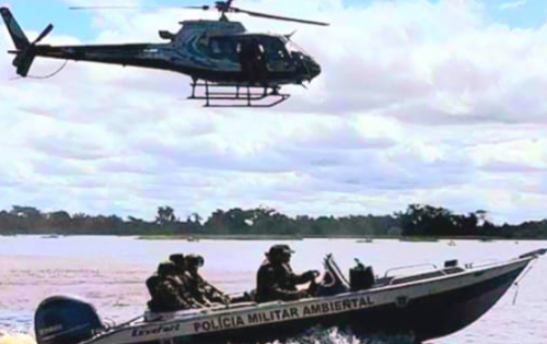 Equipe da PMA durante opera&ccedil;&atilde;o nos rios
