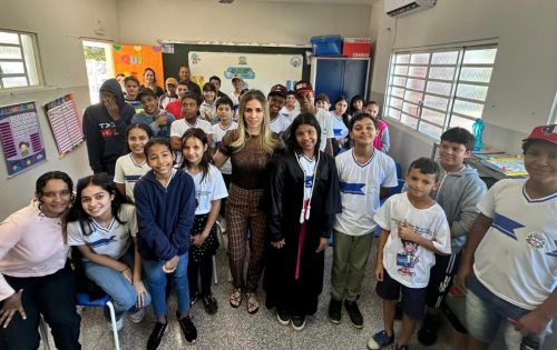 Palestra nas Escolas da zona rural do município com a representante do Poder Judiciário, dra. Tatiane. 